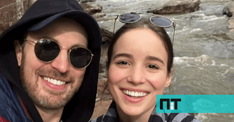 Chris Evans and Alba Baptista buy a house in Portugal – NiT