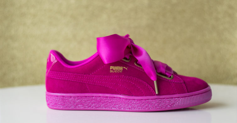 tenis puma com fita de cetim