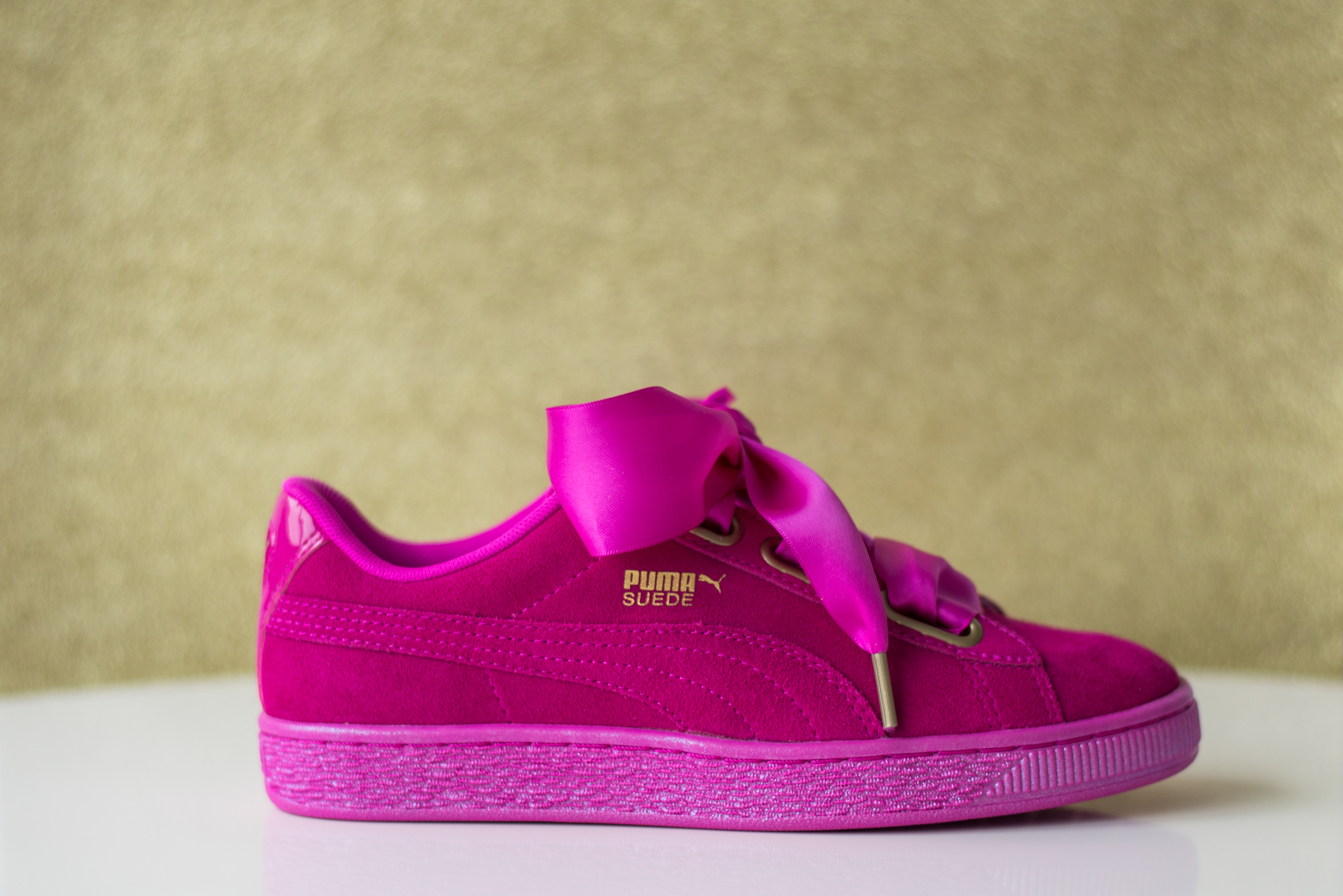 tenis puma com laco de cetim