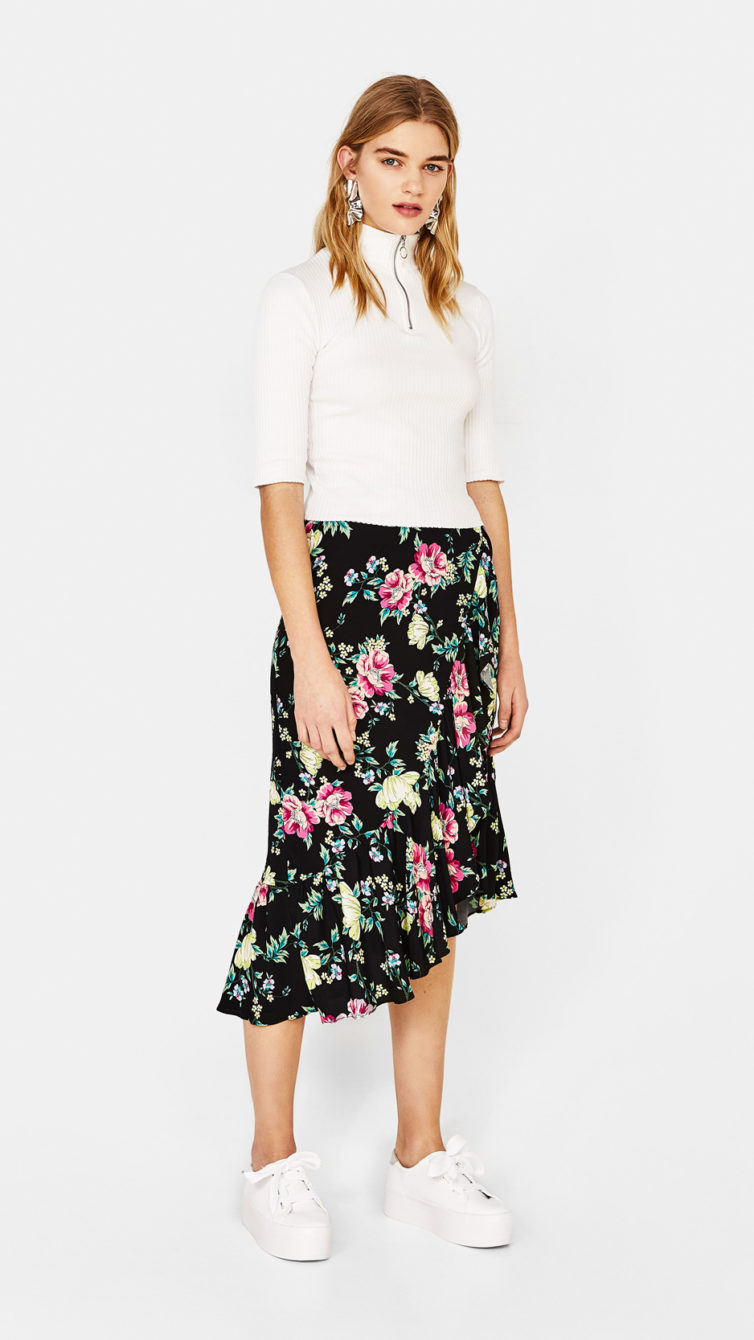 Saias sales da bershka