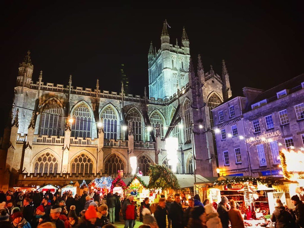 Bath: como conhecer um dos melhores mercados de Natal da Europa por menos  de 170€ – NiT