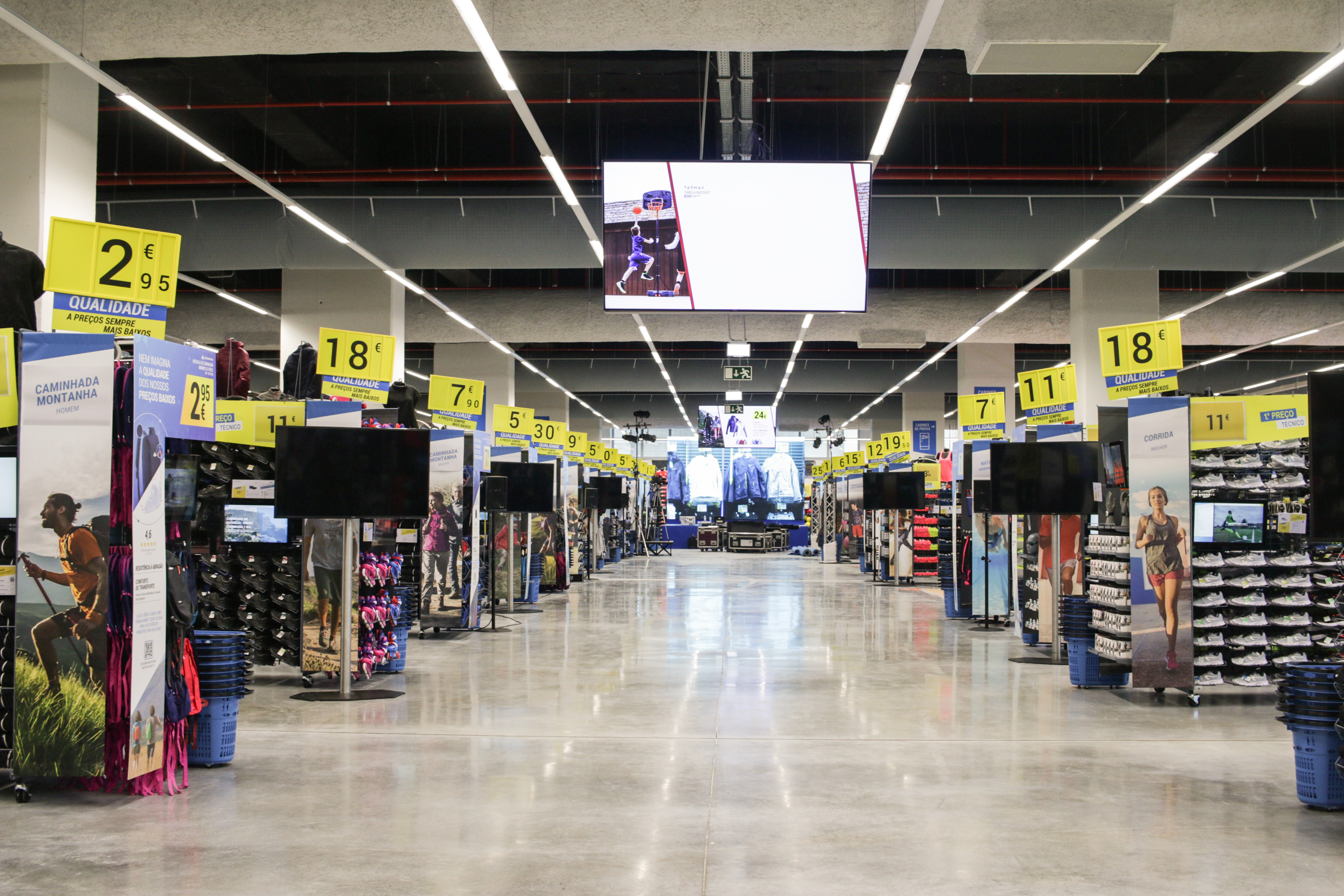 Há mais uma Decathlon gigante em Portugal — e tem uma zona para fazer  desporto – NiT