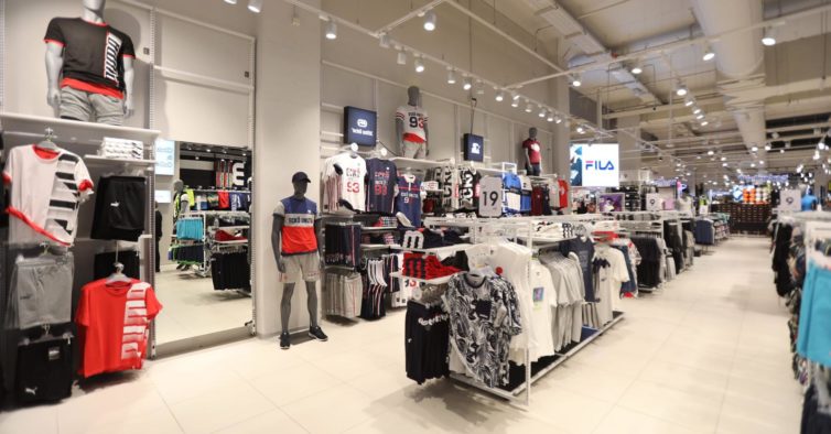 sphere stout Martin Luther King Junior Sport Zone tem novas sapatilhas da Adidas e da Fila (com preços desde 34,99€) – NiT sphere stout Martin Luther King Junior Sport Zone tem novas sapatilhas da Adidas e da Fila (com preços desde 34,99€) – NiT