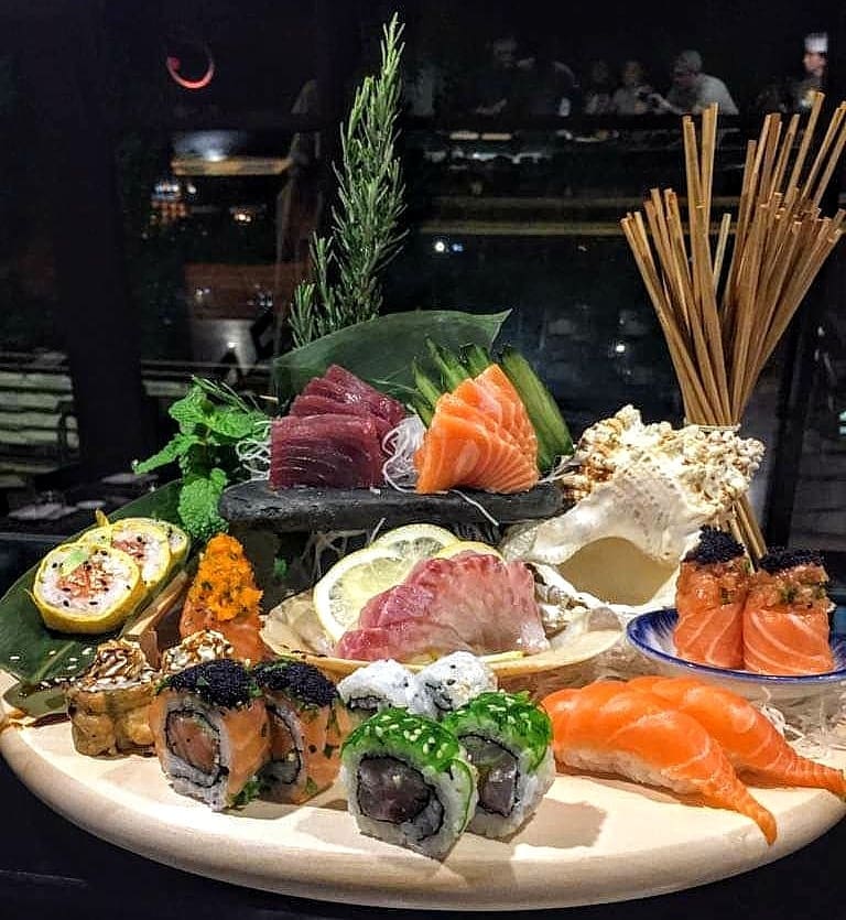 Subarashi: o novo restaurante japonês do Cais de Gaia que tem uma vista  incrível – NiT