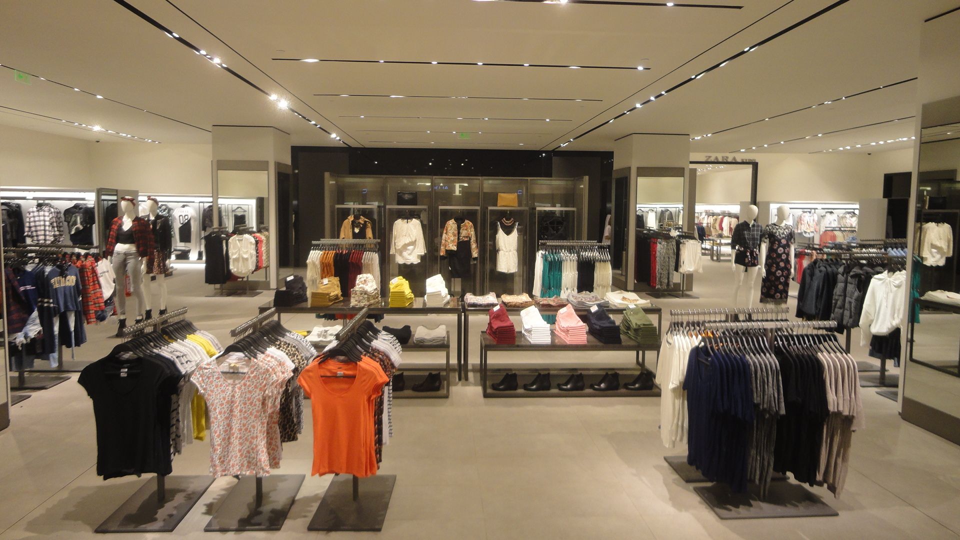 Loja de roupa zara cheap