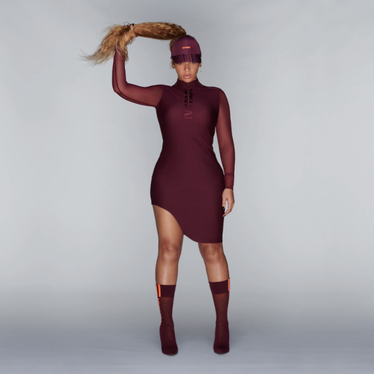 vestido adidas vinho