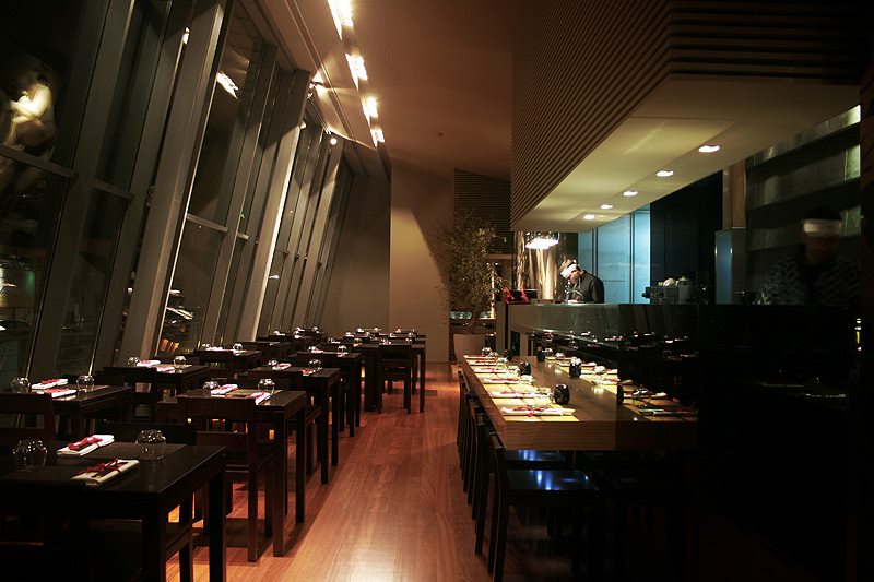 Subarashi: o novo restaurante japonês do Cais de Gaia que tem uma vista  incrível – NiT