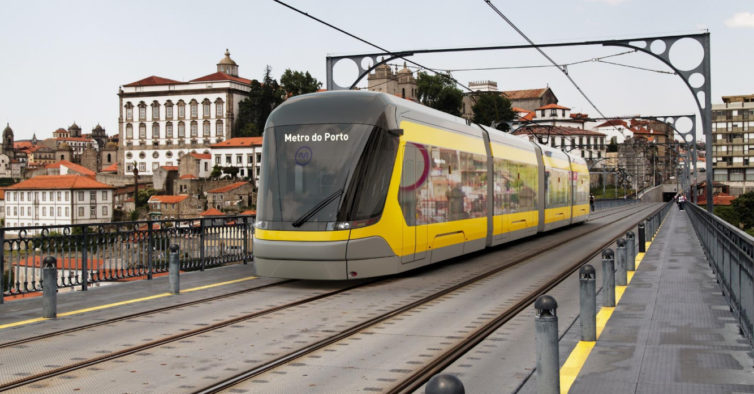 As novas carruagens do metro do Porto (prometidas para 2021) vão entrar em circulação