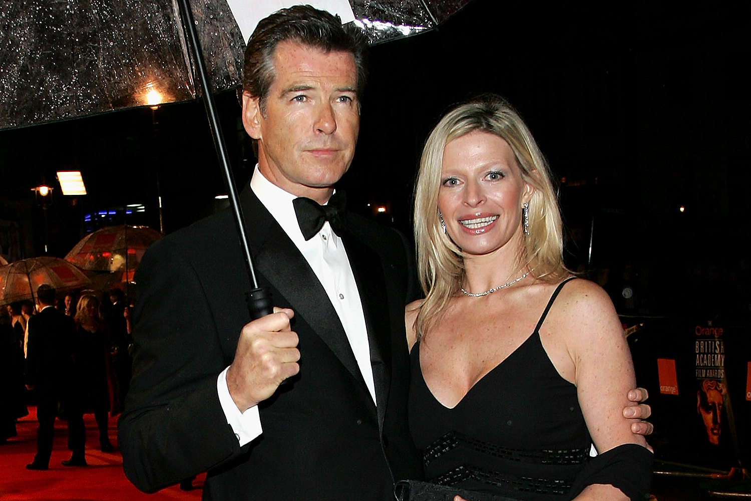 “A dor não se vai embora”. A vida trágica de Pierce Brosnan – NiT