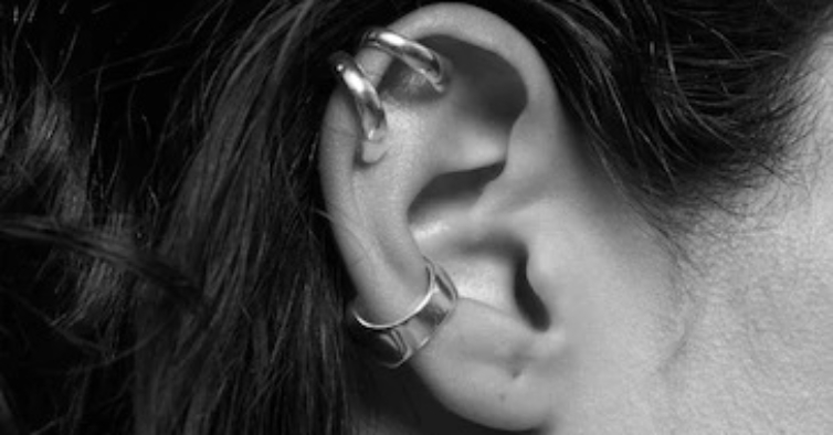 Ear cuff (25,99€)