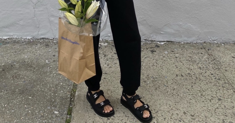 Sandalias tiras velcro deals