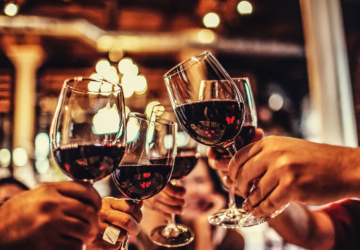 Que se Foda: o vinho viral está de volta para um Natal “Mais do mesmo”