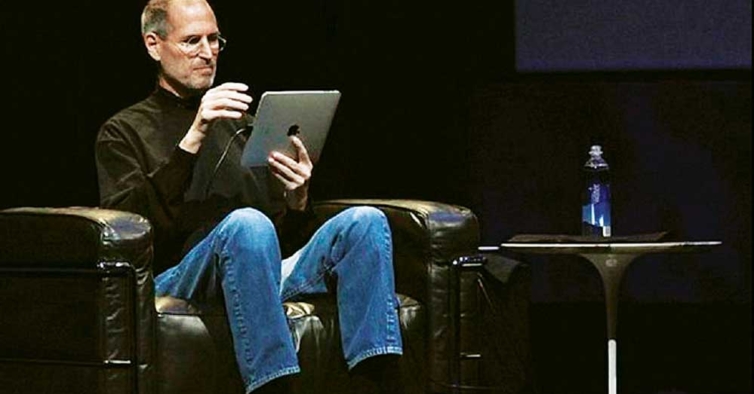 As New Balance favoritas de Steve Jobs estao de volta e combinam com qualquer look NiT