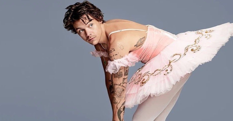 Mulheres com roupas masculinas sales