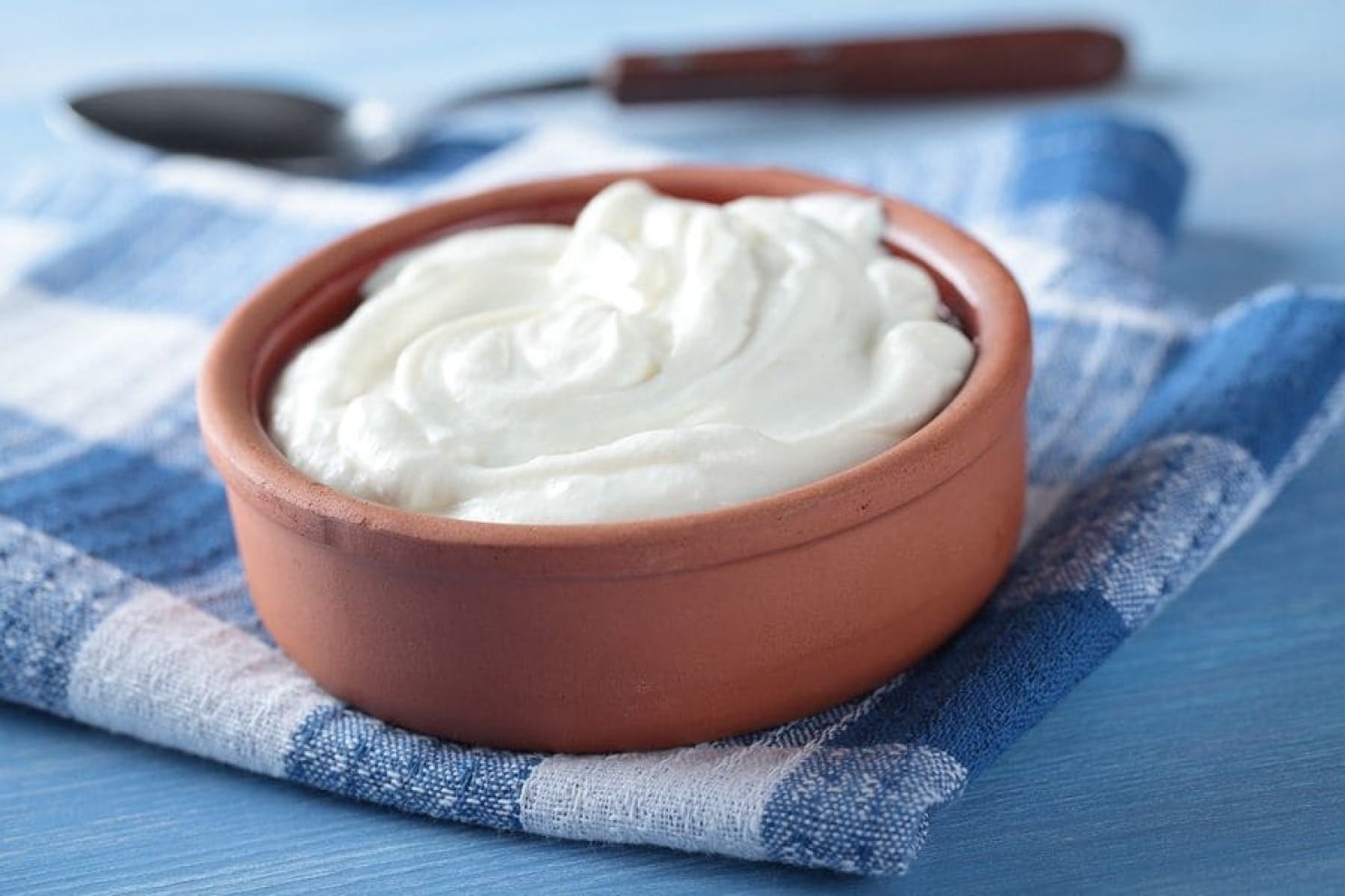 Troque o iogurte normal pelo grego natural