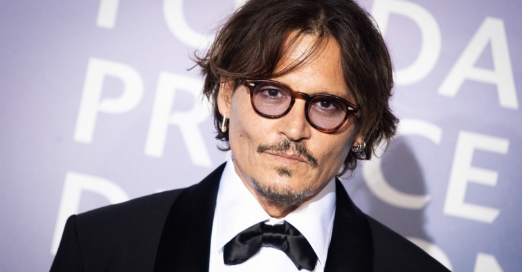 Ex-agente diz que comportamento pouco profissional destruiu a carreira de Johnny Depp