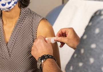 OMS aprova uso de emergência da vacina chinesa contra a Covid-19
