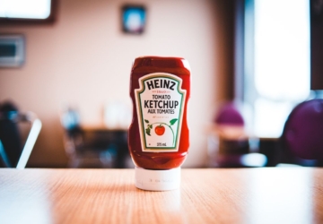 Heinz vai passar a vender ketchup em garrafas de papel