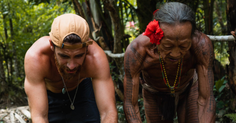 O viajante português que passou quatro dias com uma tribo indígena na Indonésia