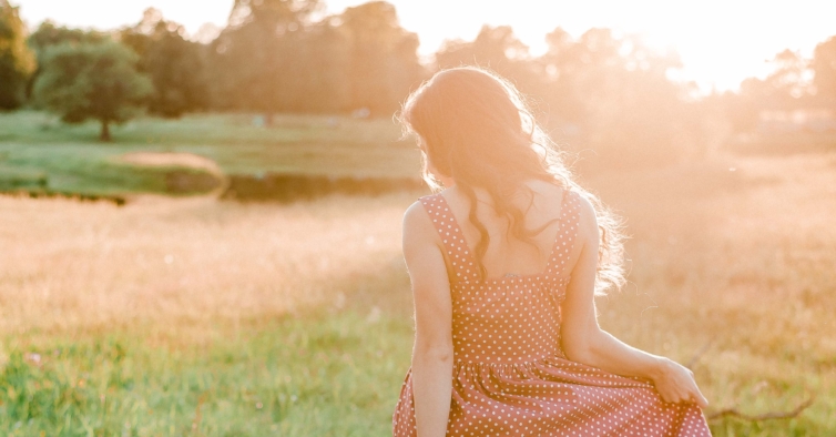 Mango's hyper feminine dress mixes sensuality and innocence (goes to XXL) – NiT 2