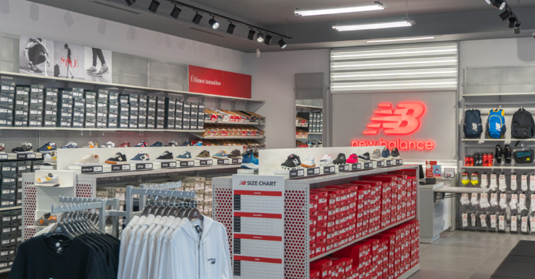 New balance outlet hotsell vila do conde