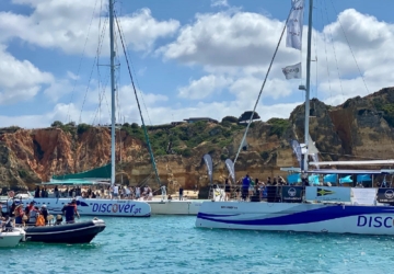 As melhores festas do verão estão de volta ao Algarve e são celebradas em barcos