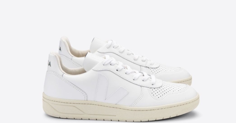 Veja V-10 EXTRA WHITE (130€)