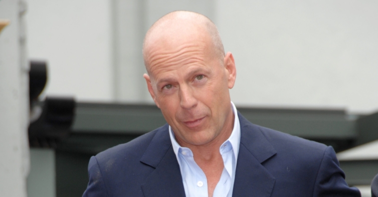 Já reformado, Bruce Willis autoriza estúdios a criarem um “gémeo digital”