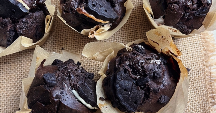 Estes muffins de chocolate com aveia são low carb (e muito saborosos)