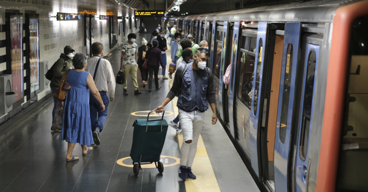 Atenção: o Metro de Lisboa vai encerrar mais cedo na noite de Natal – NiT