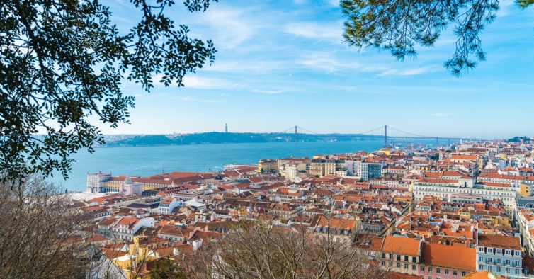 Preços das casas em Portugal continuam a subir para valores absurdos