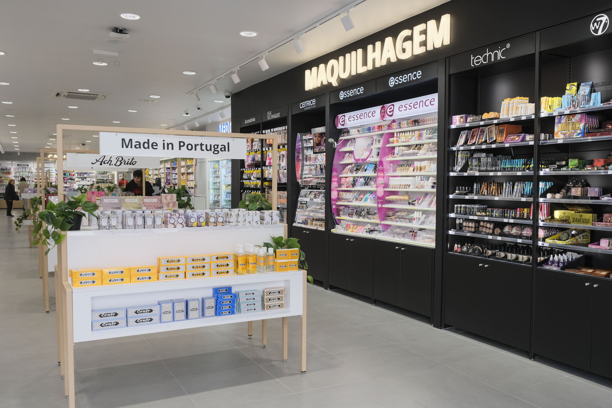 Já visitámos a primeira loja de saúde, bem-estar e beleza da Auchan em Lisboa
