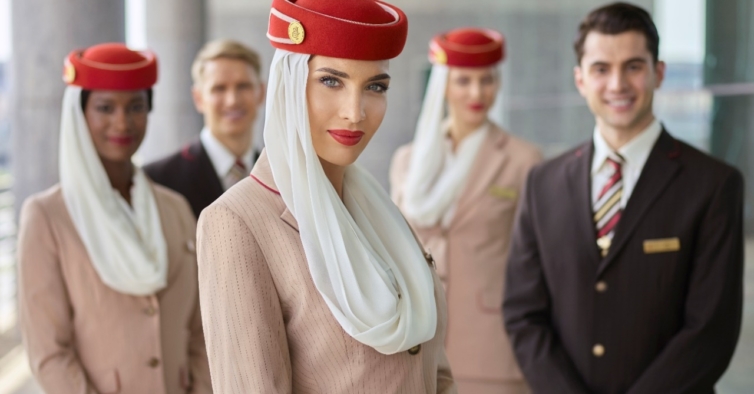 A Emirates vai recrutar tripulantes de cabine em quatro cidades portuguesas