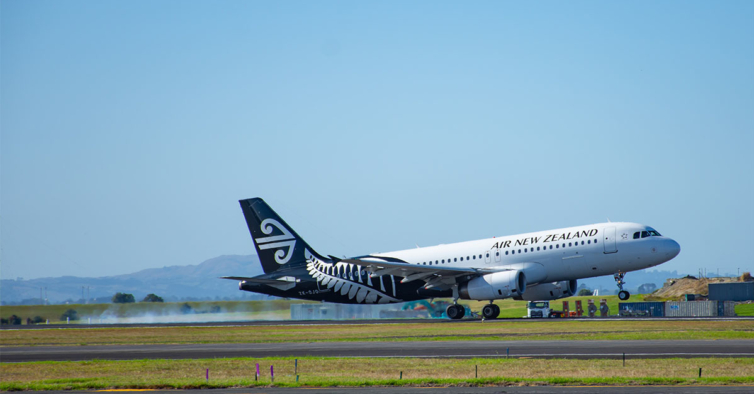 Esqueça as camadas de roupa extra: a Air New Zealand está a pesar os passageiros