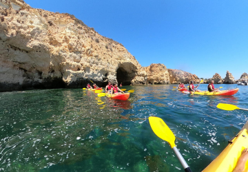 Canoas, caiaques e pranchas proibidas em várias praias do Algarve
