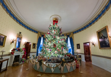 A magnífica árvore de Natal da Casa Branca tem quase 6 metros de altura