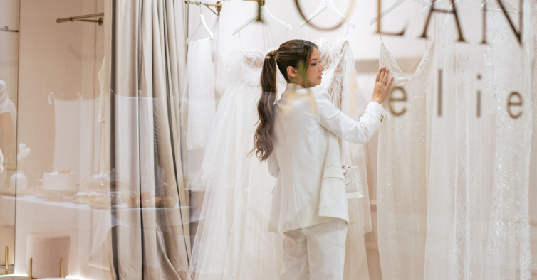 Iolanda Araújo criou um atelier de noivas onde “as clientes também são designers”