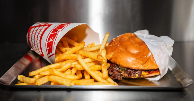 Os smash burgers do Sinner vão chegar ao Saldanha