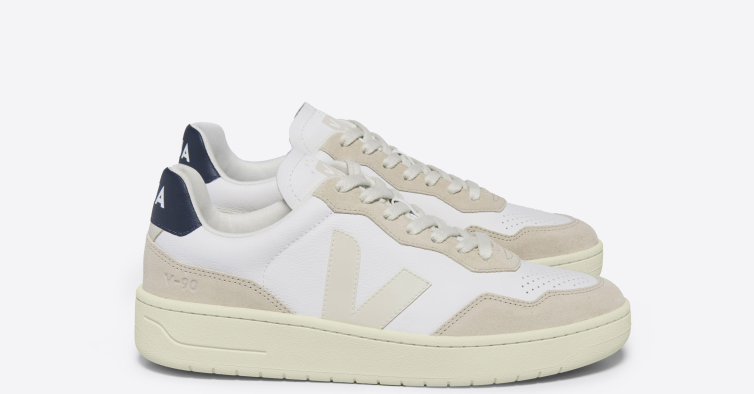 Custam 185€