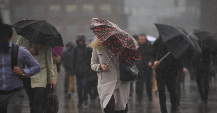 Tempestade Laurence promete chuva intensa durante toda a semana