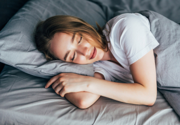 “Sleepmaxxing”: a tendência que viralizou no TiKTok com dicas para dormir melhor