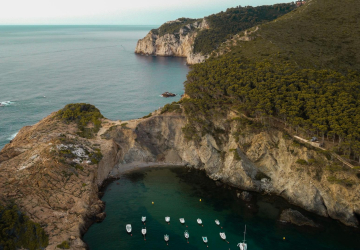 Esta viagem pelas praias da Costa Brava custa apenas 690€