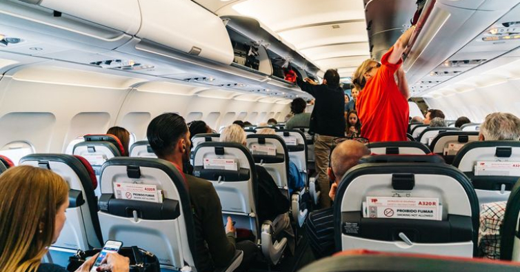 Mey ficou quase 3 horas presa num avião no Aeroporto de Lisboa. “Senti-me claustrofóbica”