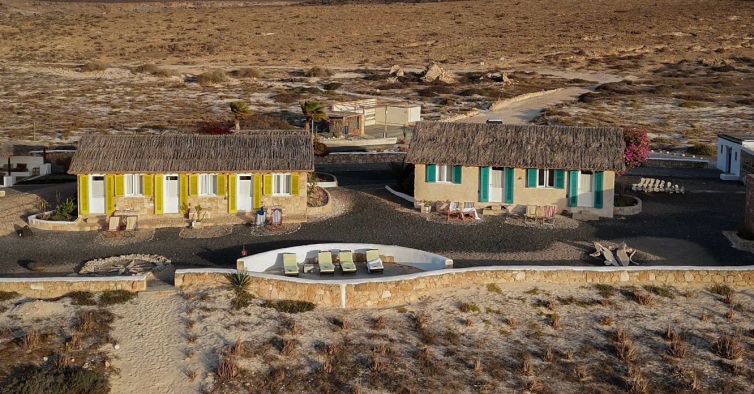 A aldeia em ruínas que renasceu como um aldeamento turístico no “meio do nada”