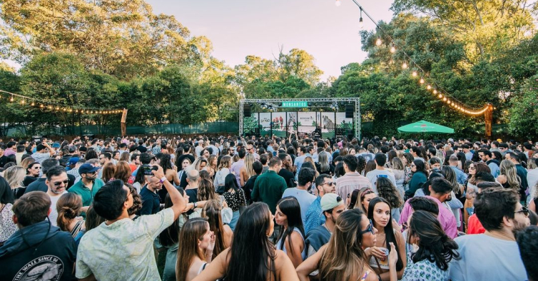 Anos 2000, Regula e Taylor Swift. Estão de volta as festas de verão do Monsantos Open Air