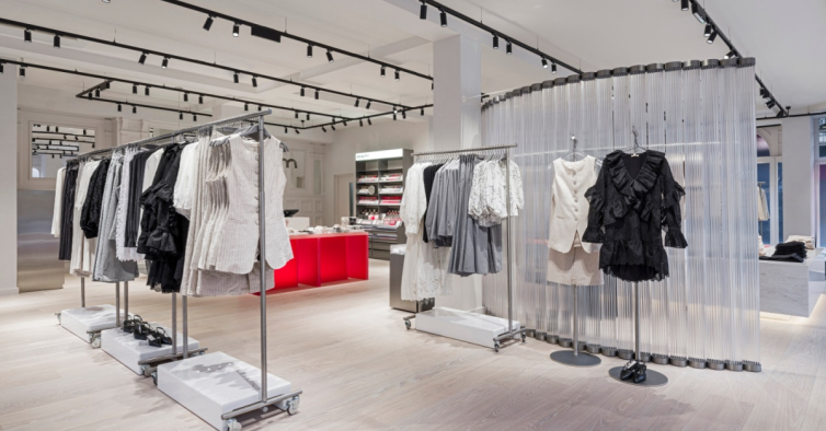 Amor ou ódio? Os novos sapatos 2 em 1 da H&M vão dividir as opiniões
