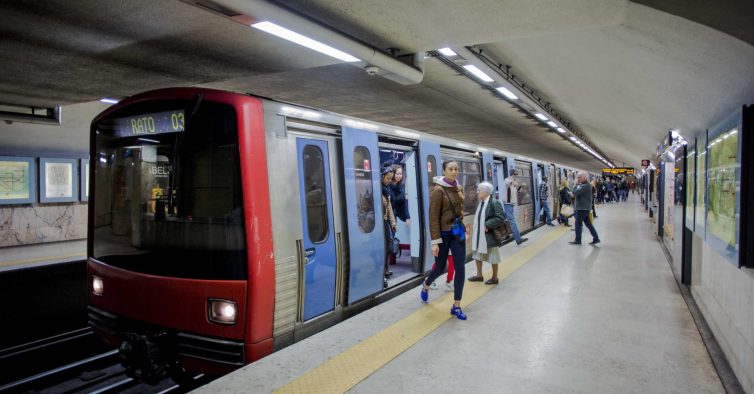 Metro de Lisboa entra novamente em greve esta sexta-feira (e pode afetar os Santos Populares)