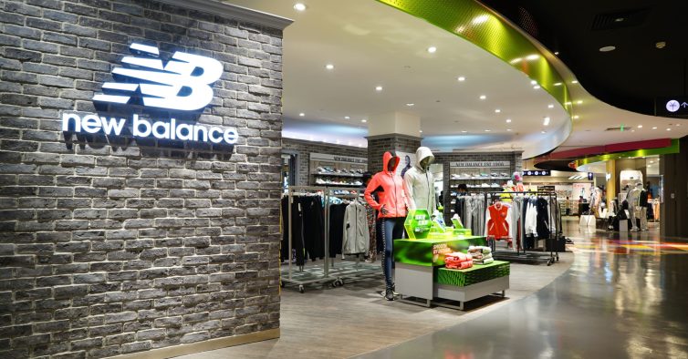 As sapatilhas da New Balance para quem gosta de trilhos com um design pouco consensual
