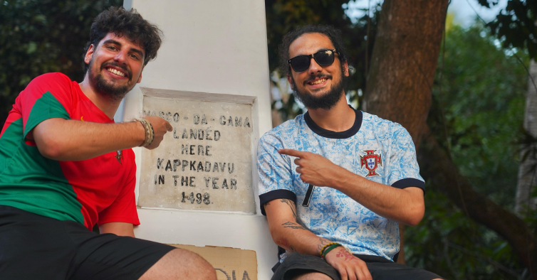 Os amigos portugueses que viajaram de Portugal até à Índia sem dinheiro. Chegaram em 120 dias