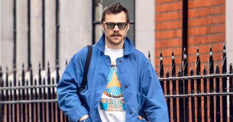 Harry Styles esteve no Vaticano para ver o novo Papa — e o chapéu que usou já esgotou